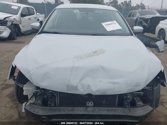 3VW2B7AJ6HM397299 Volkswagen Jetta 1.4t S