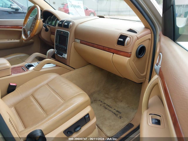 2004 PORSCHE CAYENNE WP1AB29P44LA73742 Photo 4