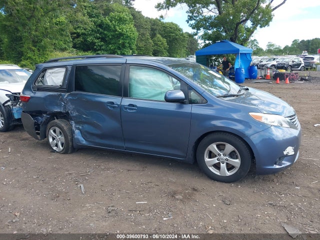 Toyota Sienna Le 8 Passenger 2015 5TDKK3DC5FS609017 Image 13