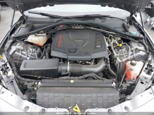 ZARFAMBN4K7609826 Alfa Romeo Giulia Ti Sport Rwd