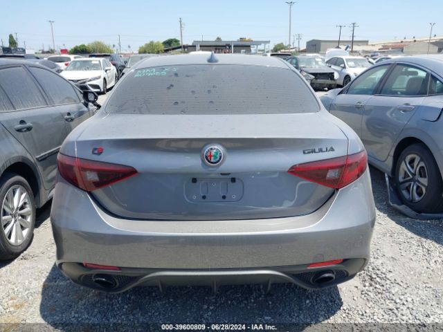 ZARFAMBN4K7609826 Alfa Romeo Giulia Ti Sport Rwd
