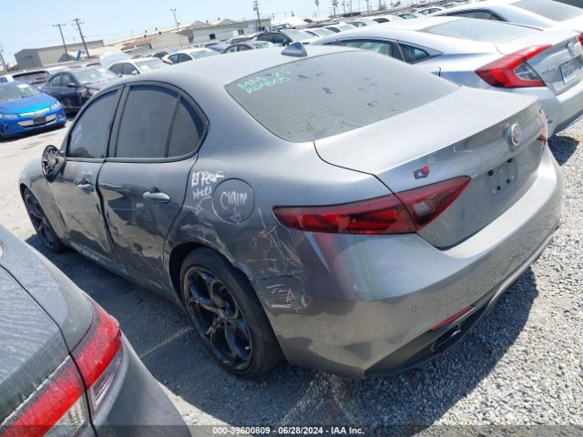 ZARFAMBN4K7609826 Alfa Romeo Giulia Ti Sport Rwd