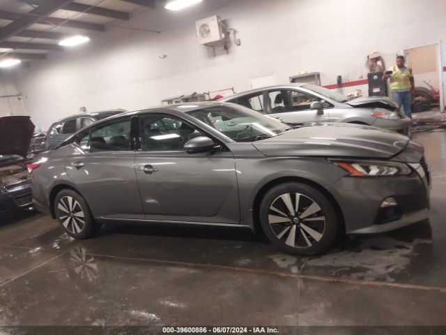 1N4BL4DV7KC143841 Nissan Altima 2.5 Sv