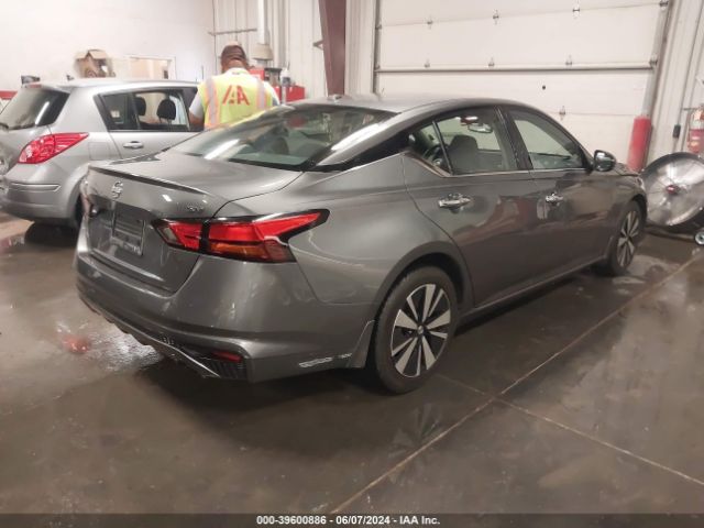 1N4BL4DV7KC143841 Nissan Altima 2.5 Sv