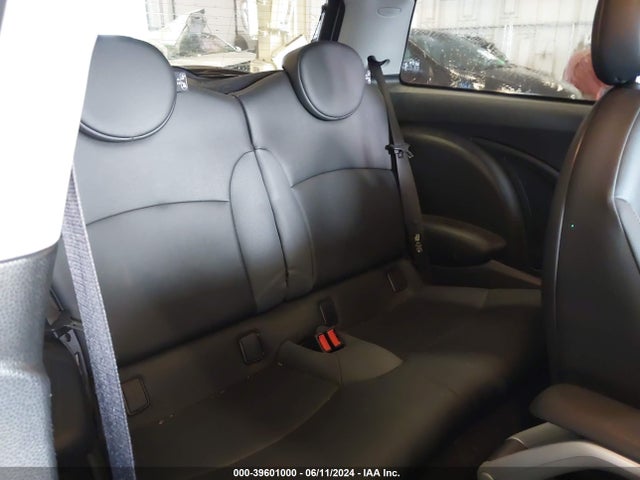 2007 MINI COOPER WMWMF33557TU60933 Photo 7