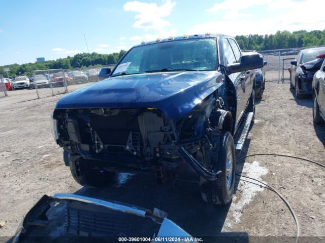 3C6TR5CT7EG287708 RAM 2500 Tradesman