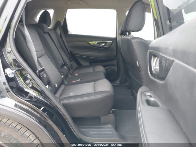 Nissan ROGUE SV 2017 JN8AT2MT2HW136963 Image 8
