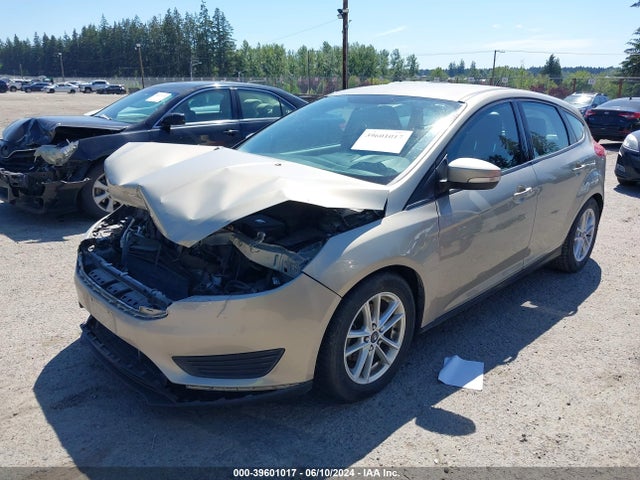 Ford FOCUS SE 2016 1FADP3K24GL214114 Image 2
