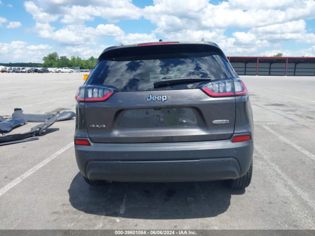 1C4PJMLBXKD401812 Jeep Cherokee Latitude Plus 4x4
