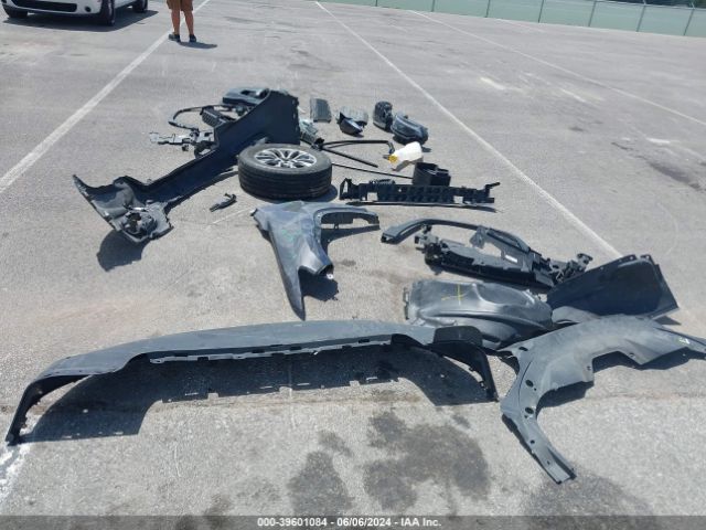 1C4PJMLBXKD401812 Jeep Cherokee Latitude Plus 4x4