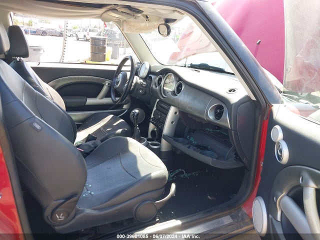 2003 MINI COOPER S WMWRE33453TD61297 Photo 4