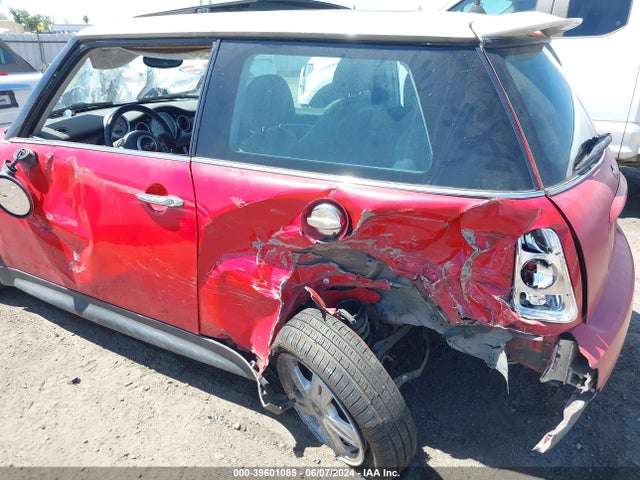 2003 MINI COOPER S WMWRE33453TD61297 Photo 5