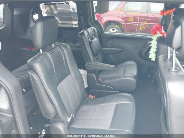 2C4RC1HG3FR719943 Chrysler Town & Country S