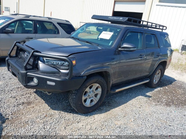 Toyota 4runner Sr5 Premium 2016 JTEBU5JR4G5318011 Image 2