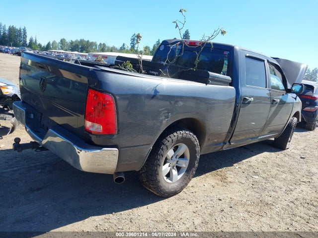 1C6RR7TTXJS123975 RAM 1500 Slt  4x4 6'4 Box