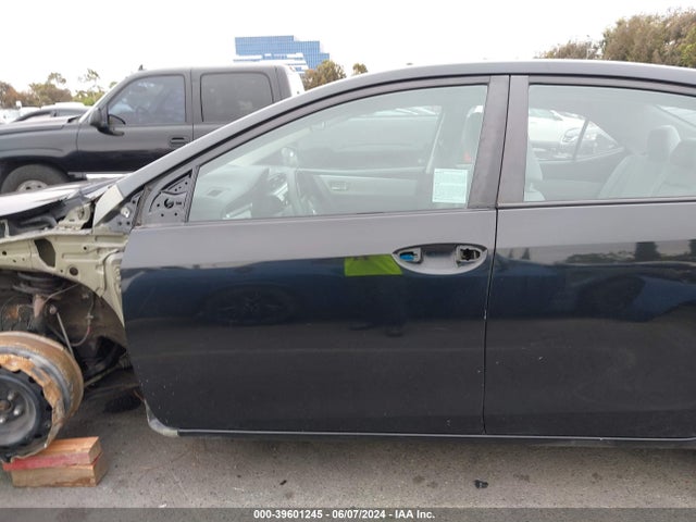 Toyota COROLLA LE 2016 5YFBURHE3GP518234 Image 15