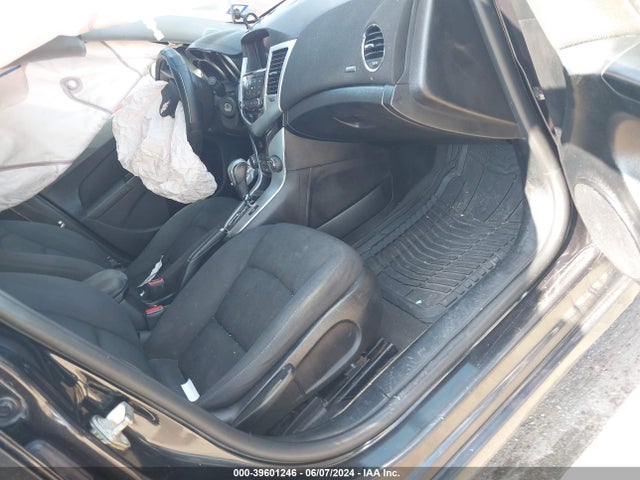 Chevrolet Cruze 1lt Auto 2014 1G1PC5SB6E7446646 Image 5