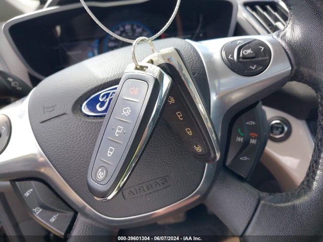 1FADP5CU7FL123414 Ford C-max Energi Sel