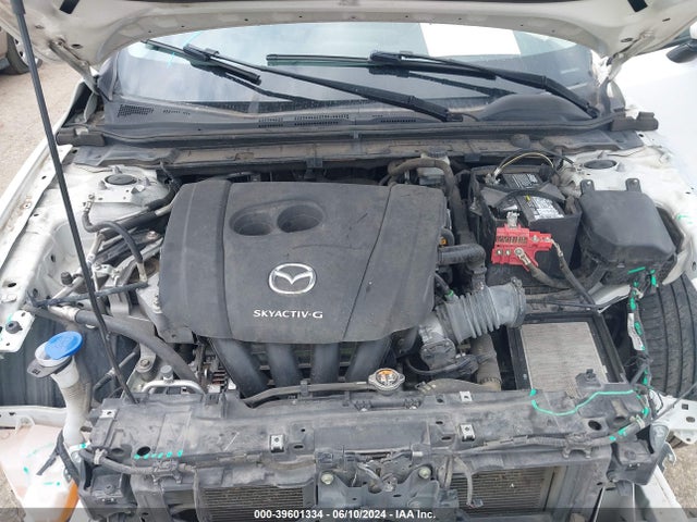 Mazda Mazda3 Select Package 2019 JM1BPACL4K1111485 Image 10