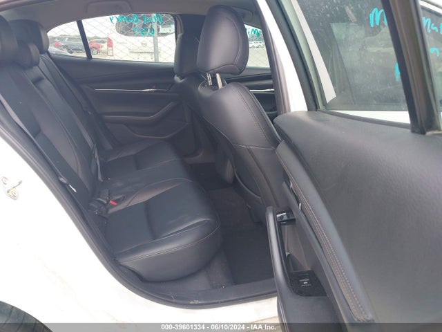 Mazda Mazda3 Select Package 2019 JM1BPACL4K1111485 Image 8