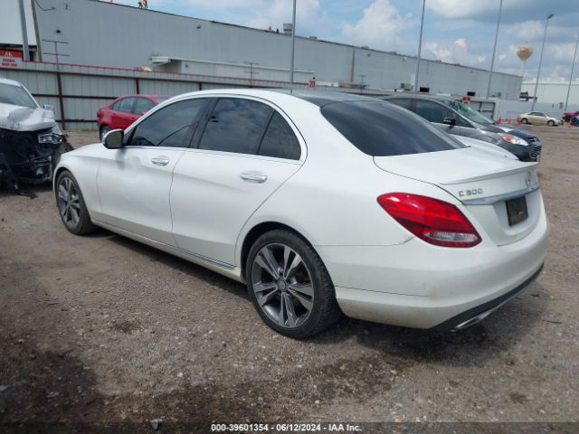 WDDWF4JB8HR258716 Mercedes-Benz C 300 Luxury/sport