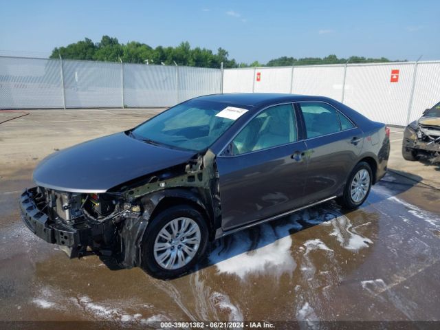 4T4BF1FK0ER409395 Toyota CAMRY LE