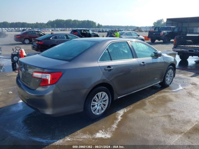 4T4BF1FK0ER409395 Toyota CAMRY LE