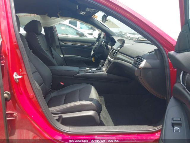 1HGCV1F38KA017245 Honda Accord Sport