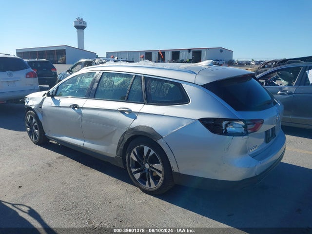 W04GU8SX0J1128689 Buick Regal Tourx Preferred