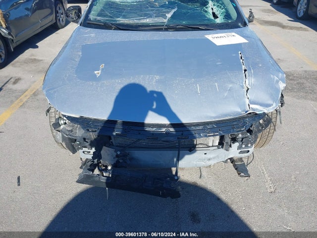 W04GU8SX0J1128689 Buick Regal Tourx Preferred