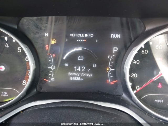3C4NJCBB8HT643049 Jeep New Compass Latitude Fwd