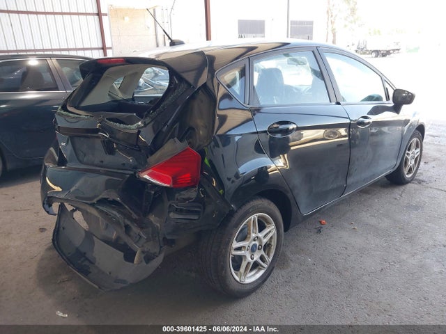 Ford FIESTA SE 2017 3FADP4EJ0HM110051 Image 4