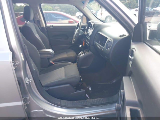 1C4NJPBA7FD264013 Jeep Patriot Altitude Edition