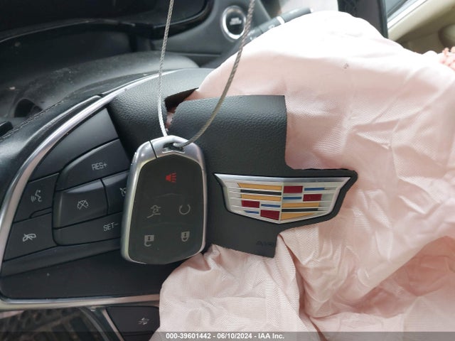 1GYKNDRS0KZ111856 Cadillac XT5 LUXURY