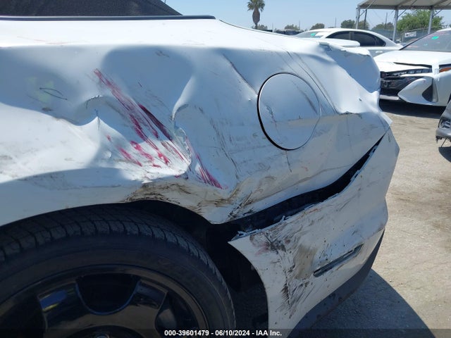 Ford Mustang Ecoboost Premium 2018 1FATP8UH9J5142882 Image 6