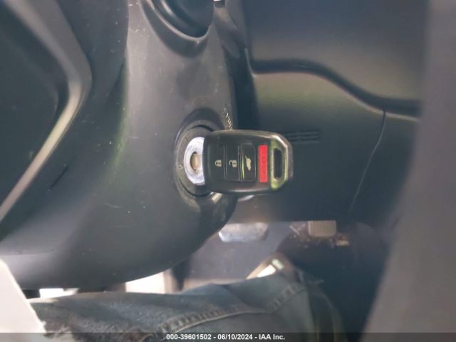2HKRW6H39JH222158 Honda CR-V LX