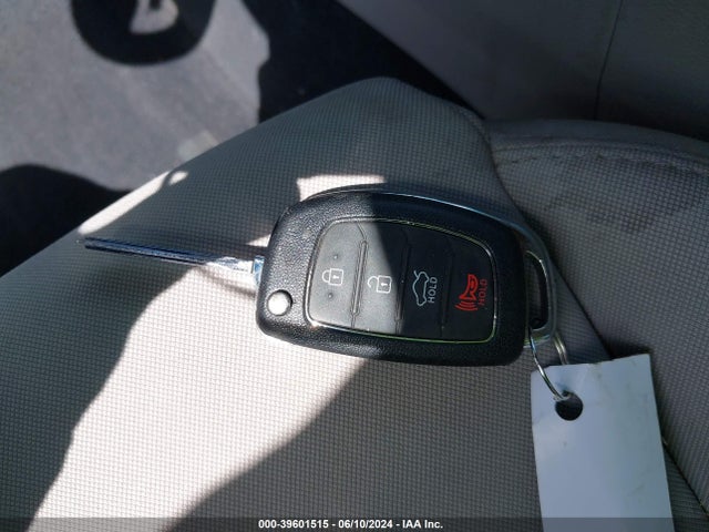 Hyundai SONATA SE 2015 5NPE24AF5FH075086 Image 11