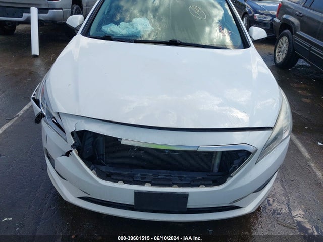 Hyundai SONATA SE 2015 5NPE24AF5FH075086 Image 12