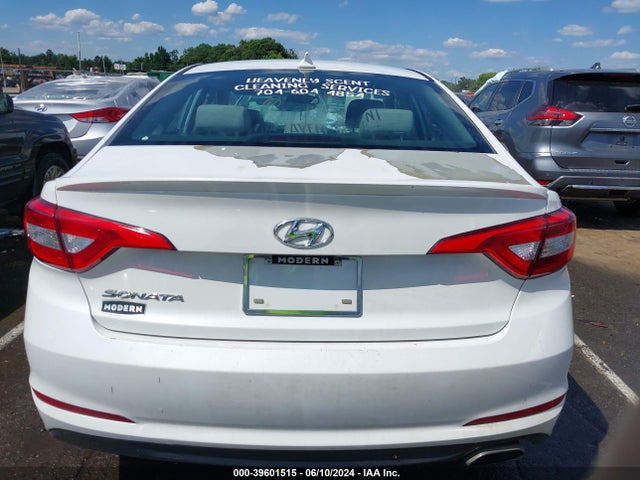 Hyundai SONATA SE 2015 5NPE24AF5FH075086 Image 16