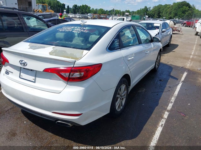 Hyundai SONATA SE 2015 5NPE24AF5FH075086 Image 4