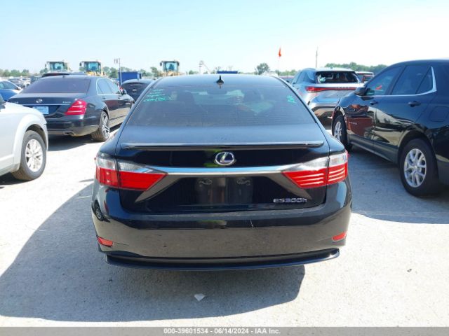 JTHBW1GGXE2041259 Lexus ES 300H