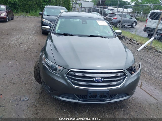 Ford Taurus Limited 2018 1FAHP2F8XJG101584 Image 12
