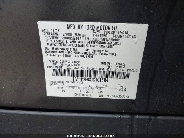 Ford Taurus Limited 2018 1FAHP2F8XJG101584 Image 9