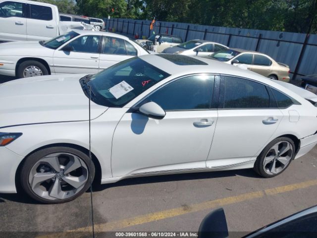 1HGCV2F93JA043504 Honda Accord Touring 2.0t