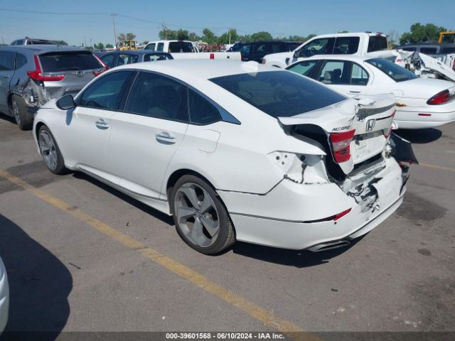 1HGCV2F93JA043504 Honda Accord Touring 2.0t