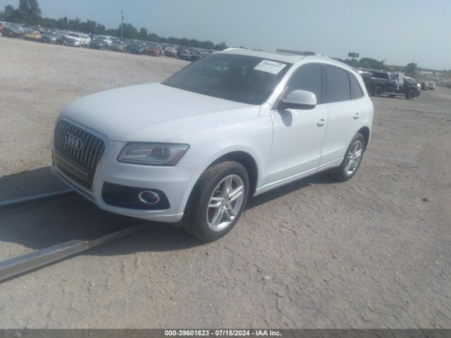 WA1LFAFP2EA100778 Audi Q5 2.0t Premium