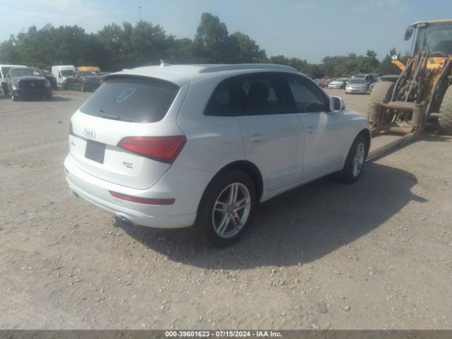 WA1LFAFP2EA100778 Audi Q5 2.0t Premium