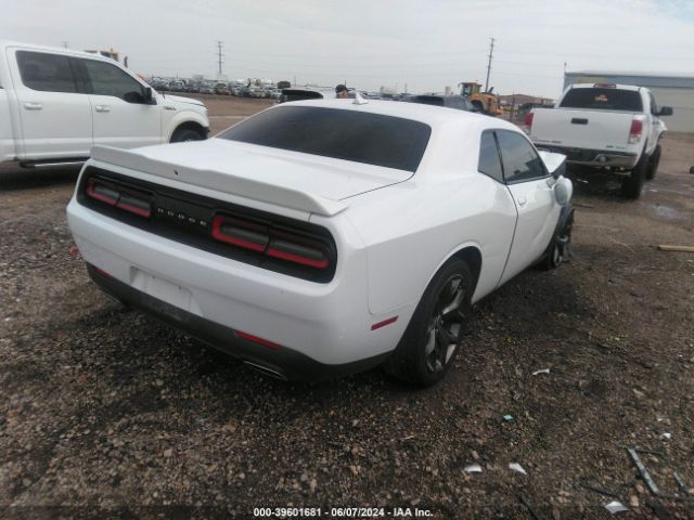 2C3CDZAG9JH258133 Dodge Challenger Sxt Plus