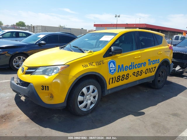 Toyota RAV4 LE 2014 2T3ZFREV6EW087128 Image 2