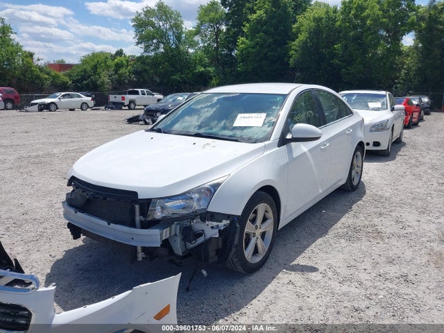 Chevrolet Cruze 2lt Auto 2015 1G1PE5SB6F7246586 Image 2